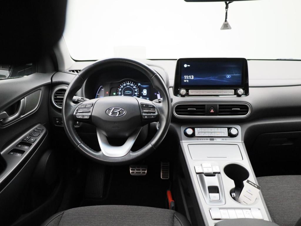 Hyundai Kona ev fashion 64 kwh | automaat | navigatie | heads-up display | 