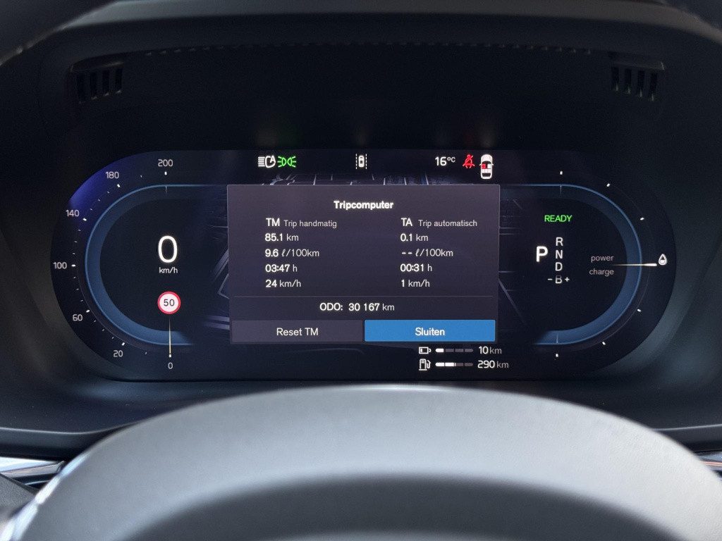 Volvo XC60 2.0 t6 plug-in hybrid awd plus black edition | trekhaak uitklapb
