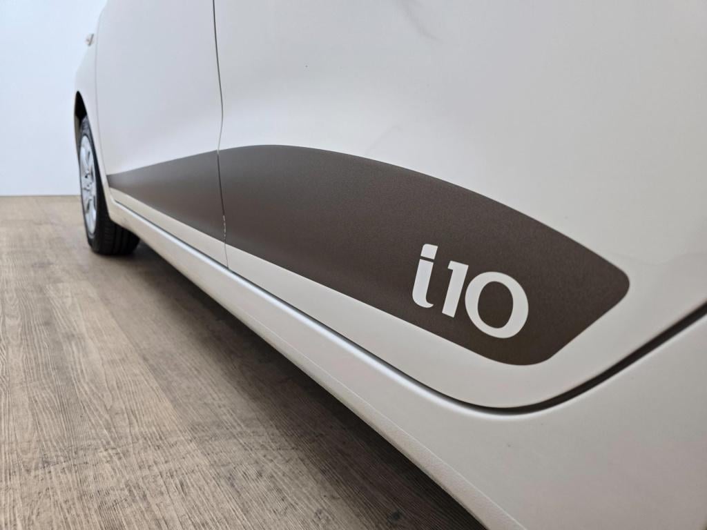 Hyundai I 10 occasion 1.0i i-motion | creme | tweedehands hyundai i10 | air