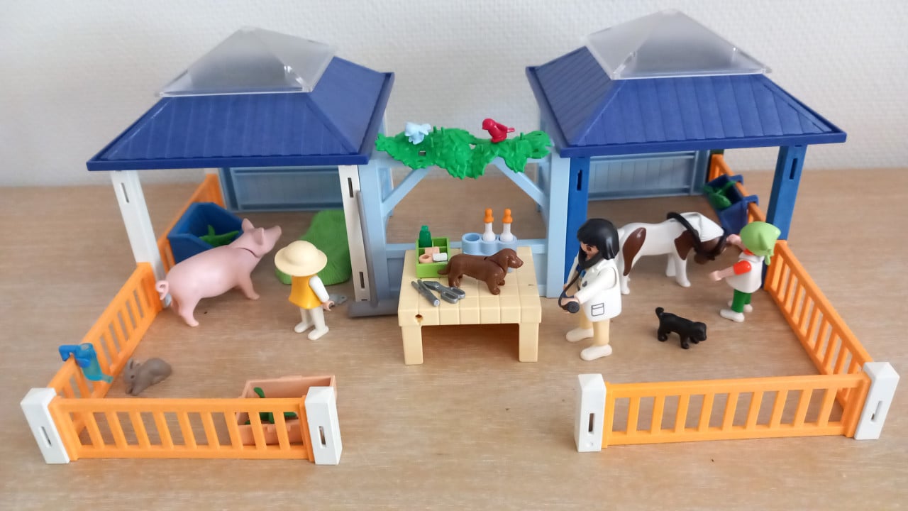 Playmobil kinderboerderij met dierenarts