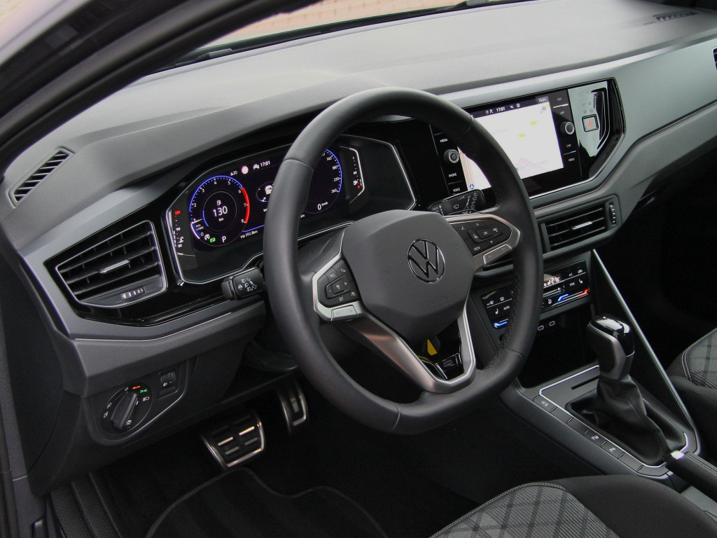 Volkswagen Polo 1.0tsi 110pk dsg r-line | acc | active info | navi | camera