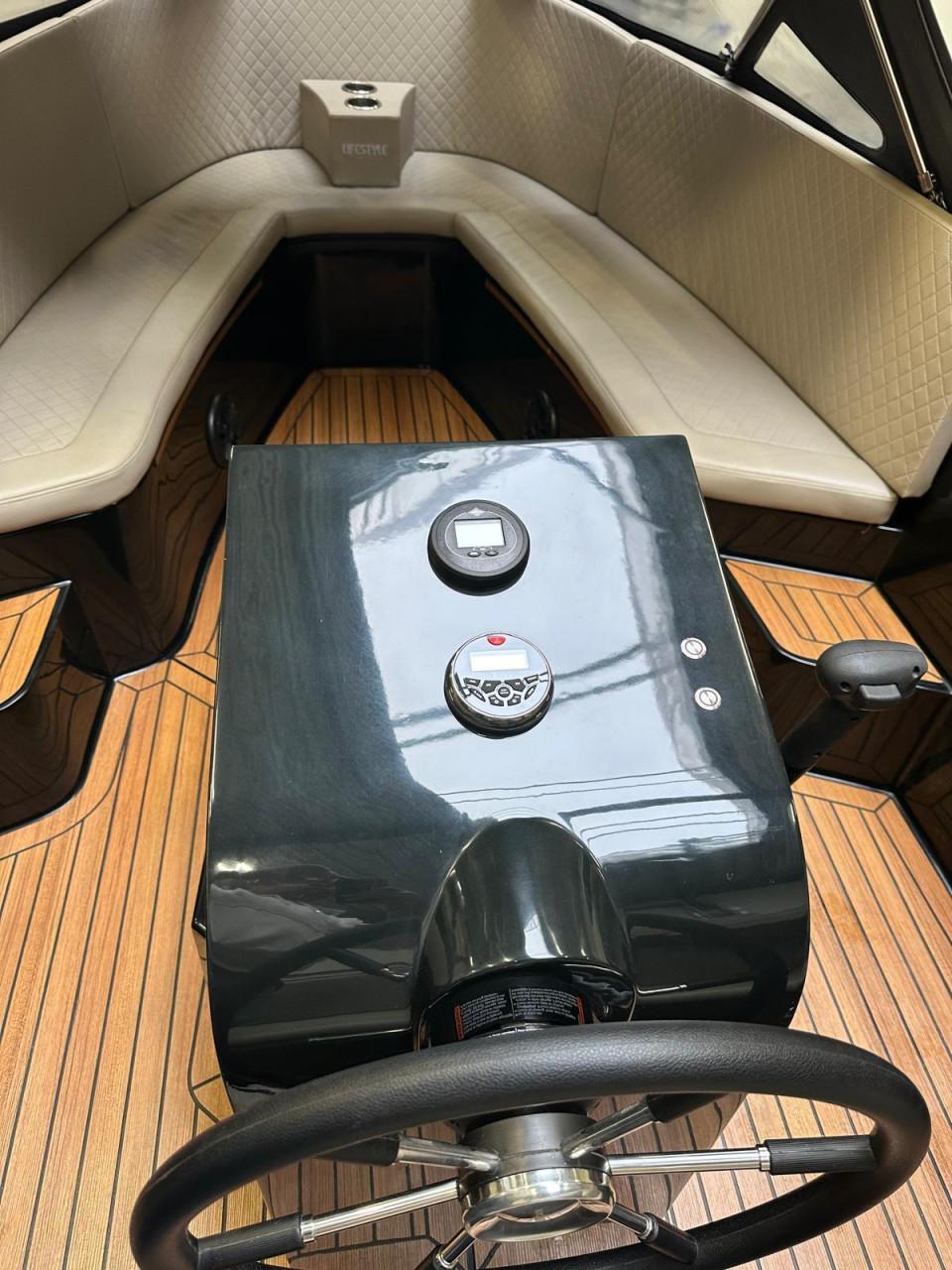 Lifestyle Tender 650 - vaarklaar & vaarbewijs vrij