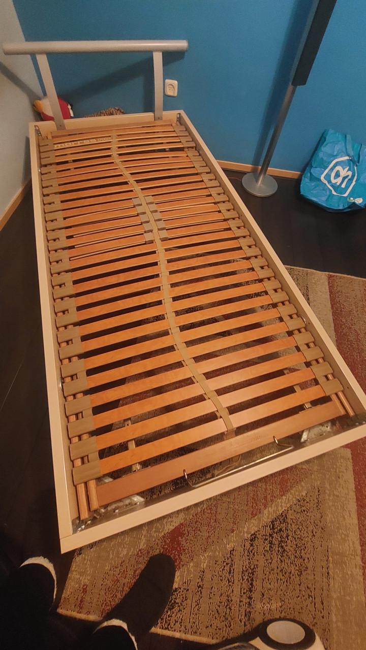 1 persoonsbed en kast