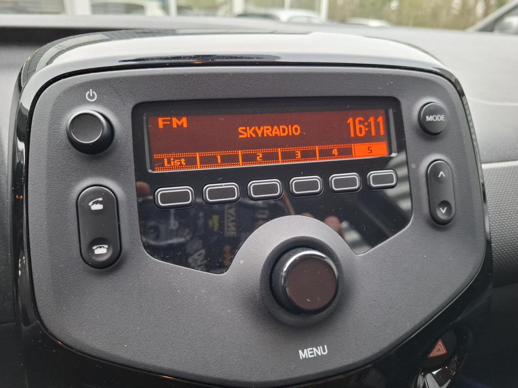 Citroen C1 1.0 vti 72 feel 5-drs airco / bluetooth