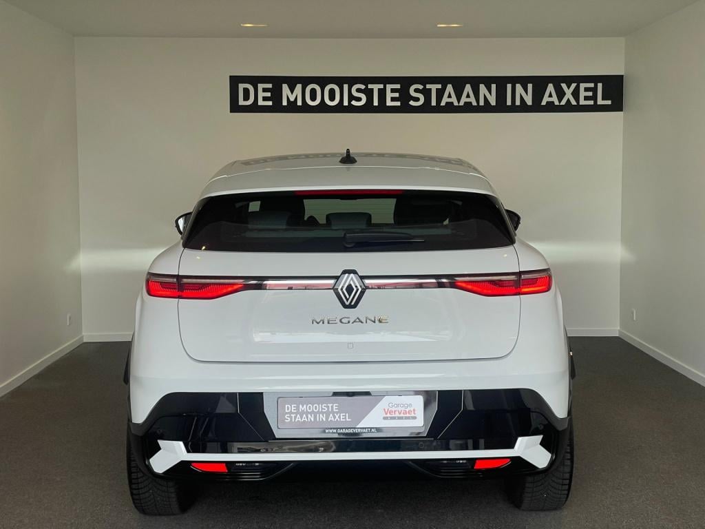 Renault Megane E-tech ev40 boost charge equilibre