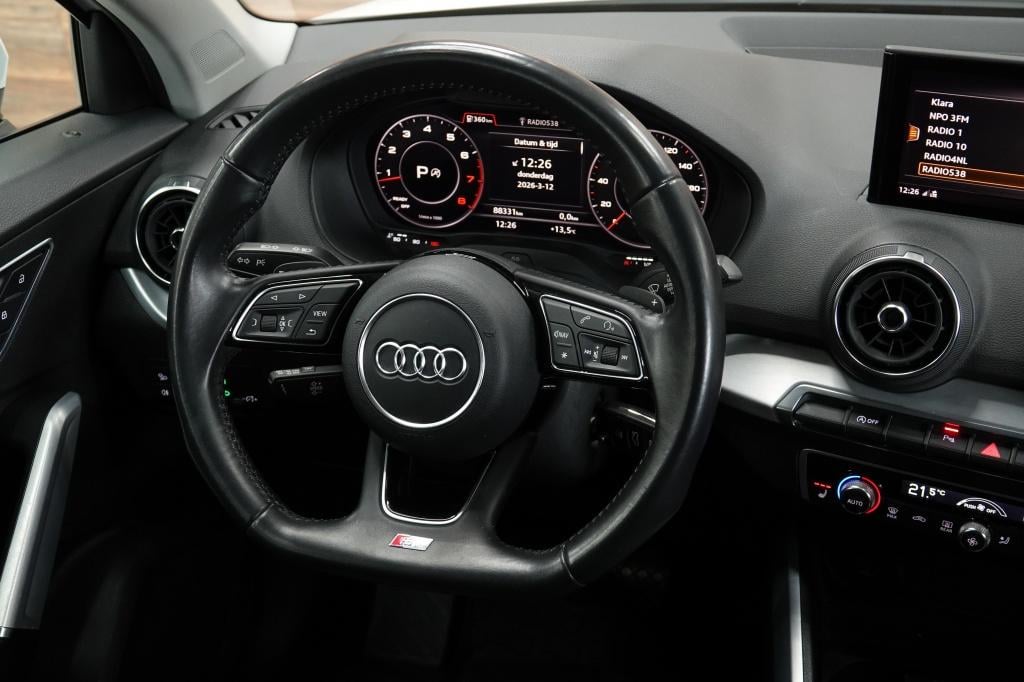 Audi Q2 1.4 tfsi | stoelverw. | pdc | 19" | camera |