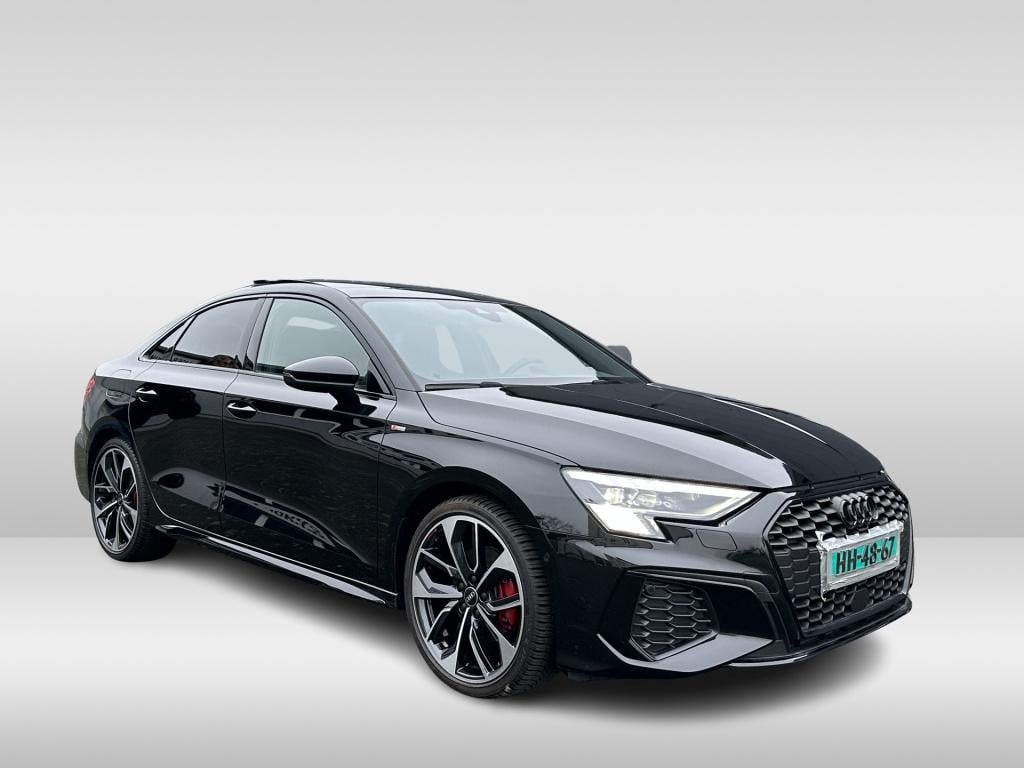 Audi A3 limousine 35 tfsi 150pk s edition | pano dak | leder | b&o