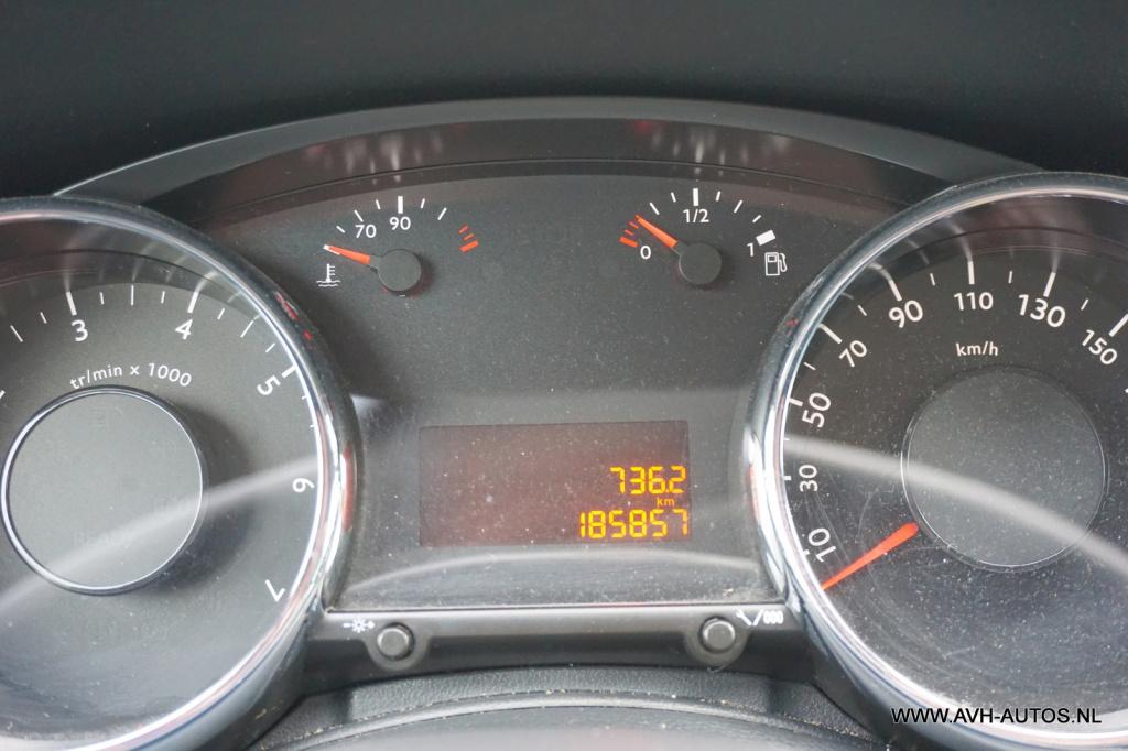 Peugeot 3008 1.6 vti active