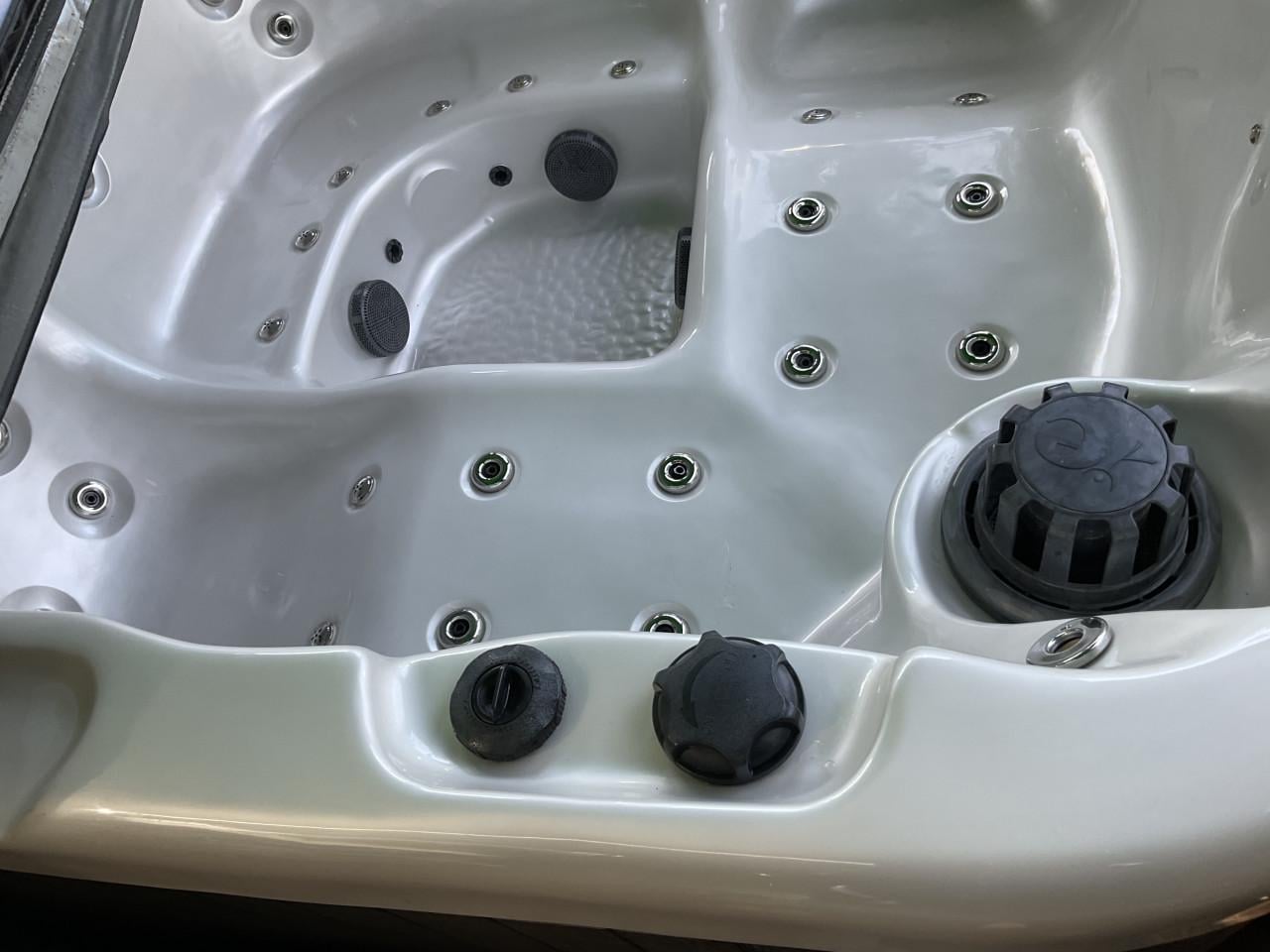 Jakuzzi