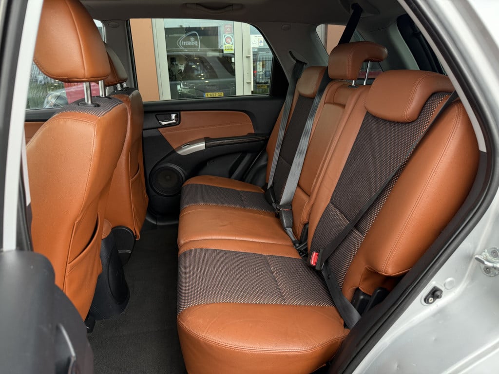Kia Sportage 2.0 cvvt fifteen | stoelverwarming | schuif/kantel dak | leder