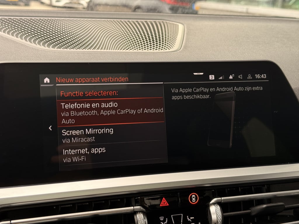 BMW 3-serie 320i m-sport | schuifdak | acc | leder | memory | laser | 20 in