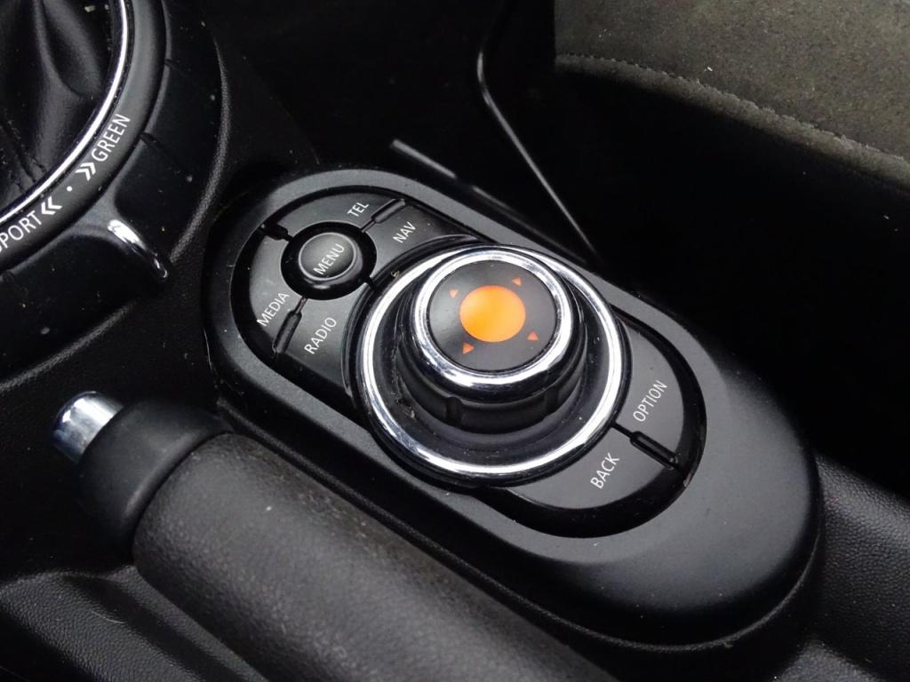 Mini Cooper Cabrio mini 1.5 chili serious business | cabriolet | led | lede