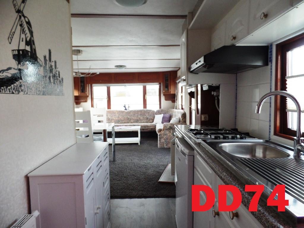 Spiegelchalets en caravans met gespiegelde indeling te koop