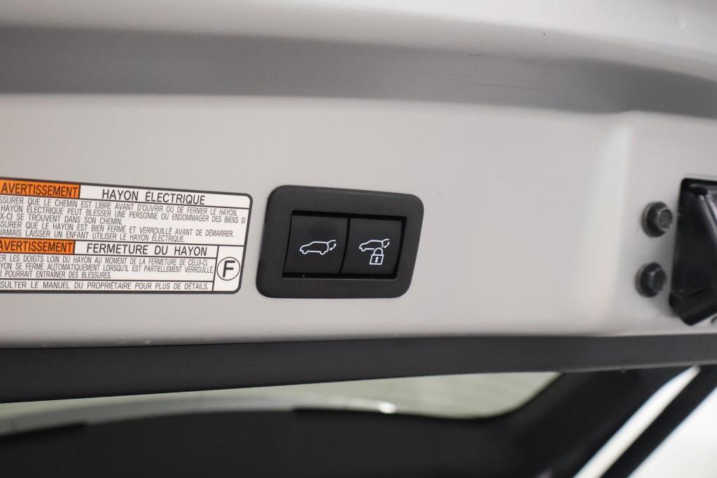 Toyota Corolla Cross 2.0 hybrid 200 first edition | trekhaak | nl auto