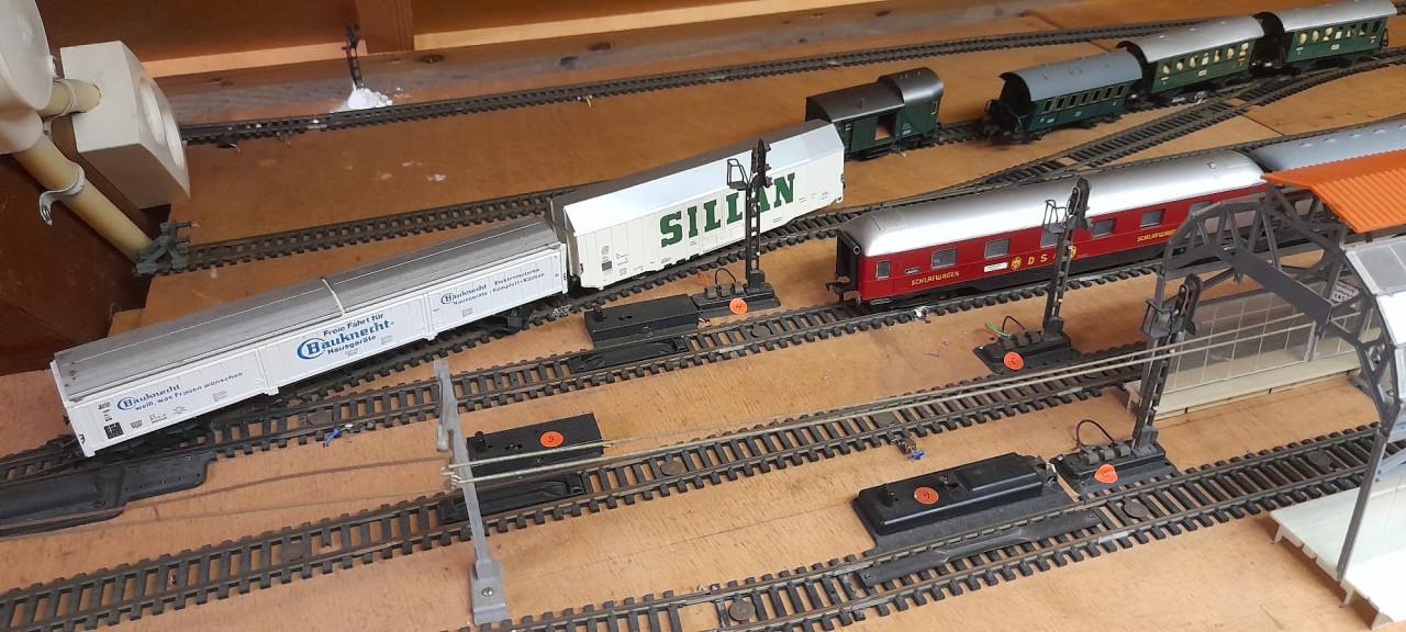 🚂 Grote modeltrein baan + veel rails & accessoires – compleet pakket!