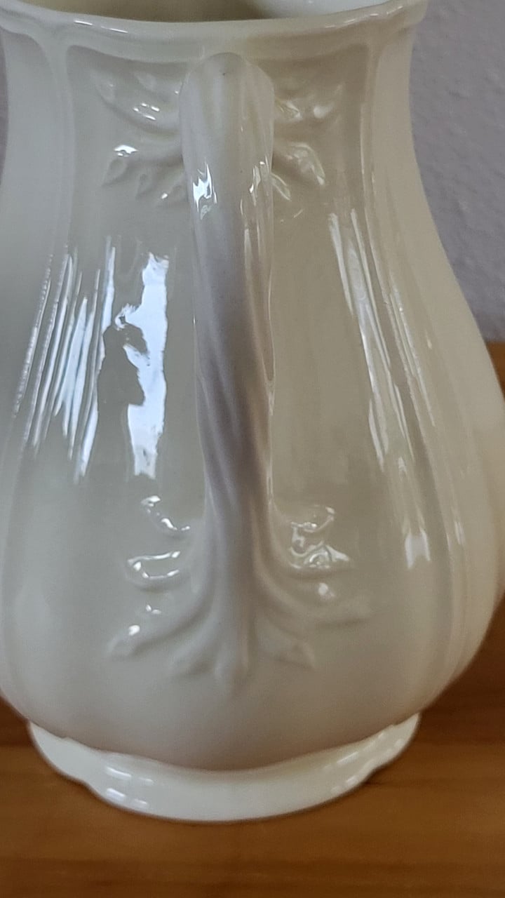 Wedgwood Queens Shape water / sap kan, h 17 cm