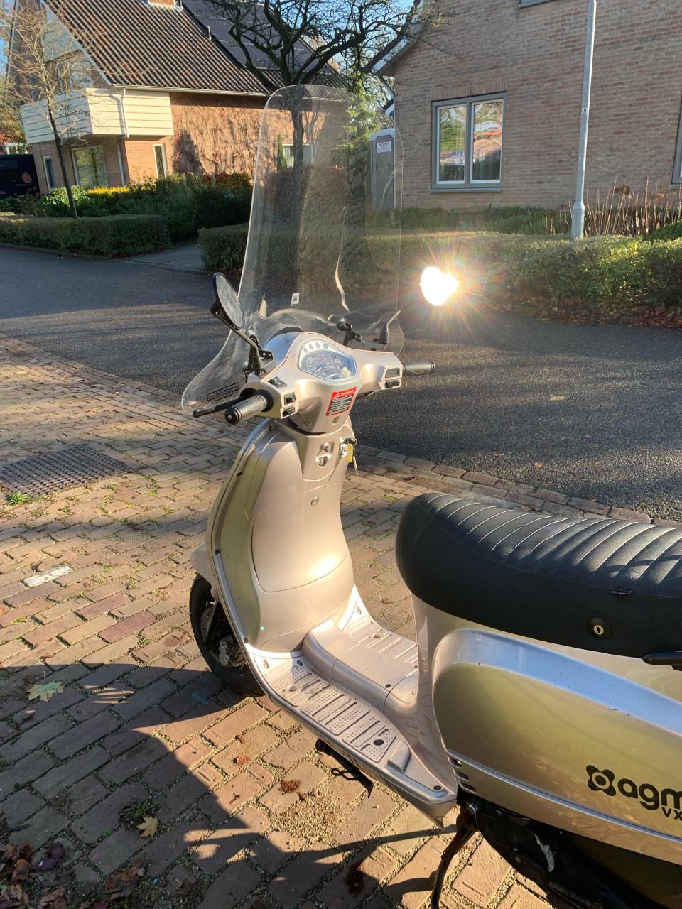 Agm vx50 snorscooter