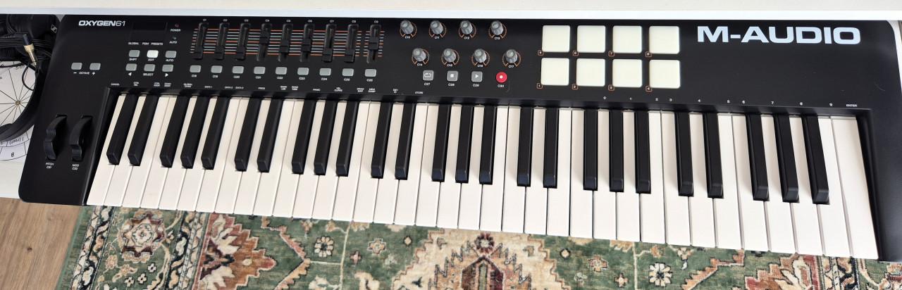 M-audio midi keyboard Oxygen 61