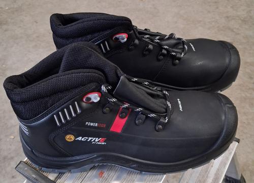 HKS veiligheidsschoenen.