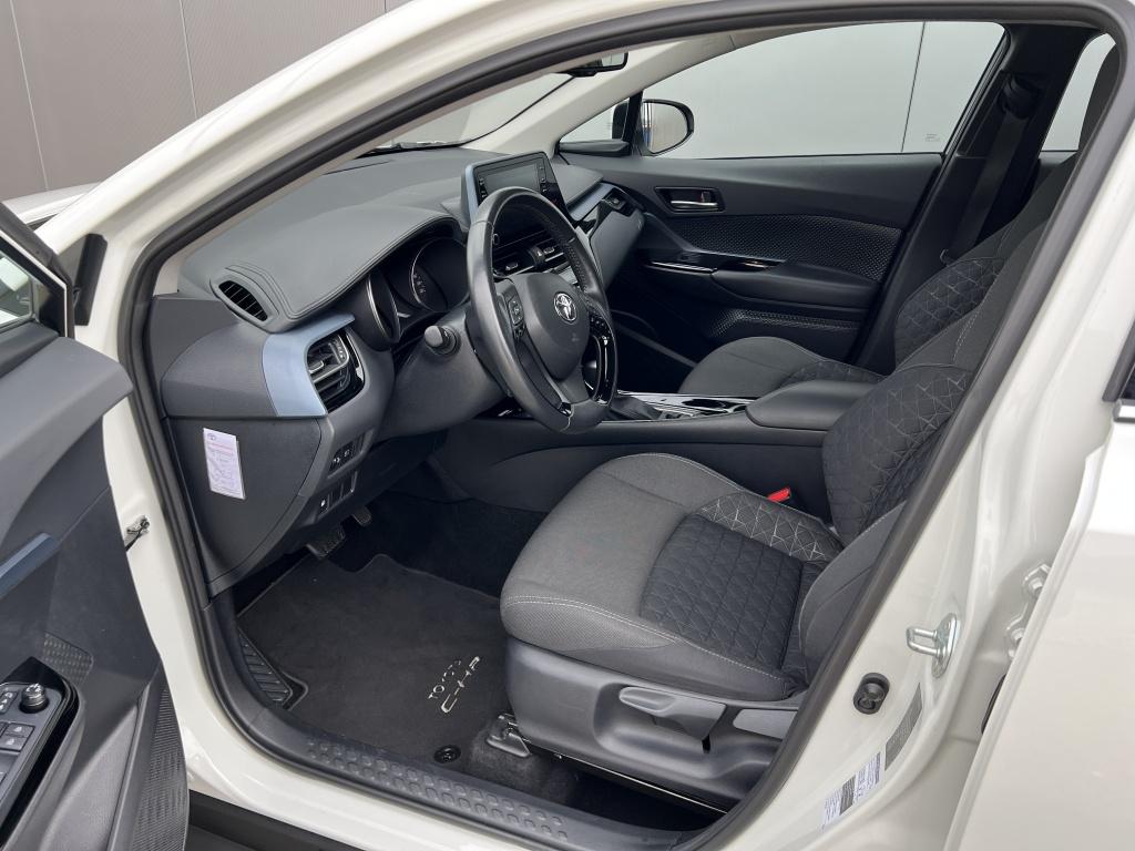 Toyota C-hr 1.8 hybrid dynamic