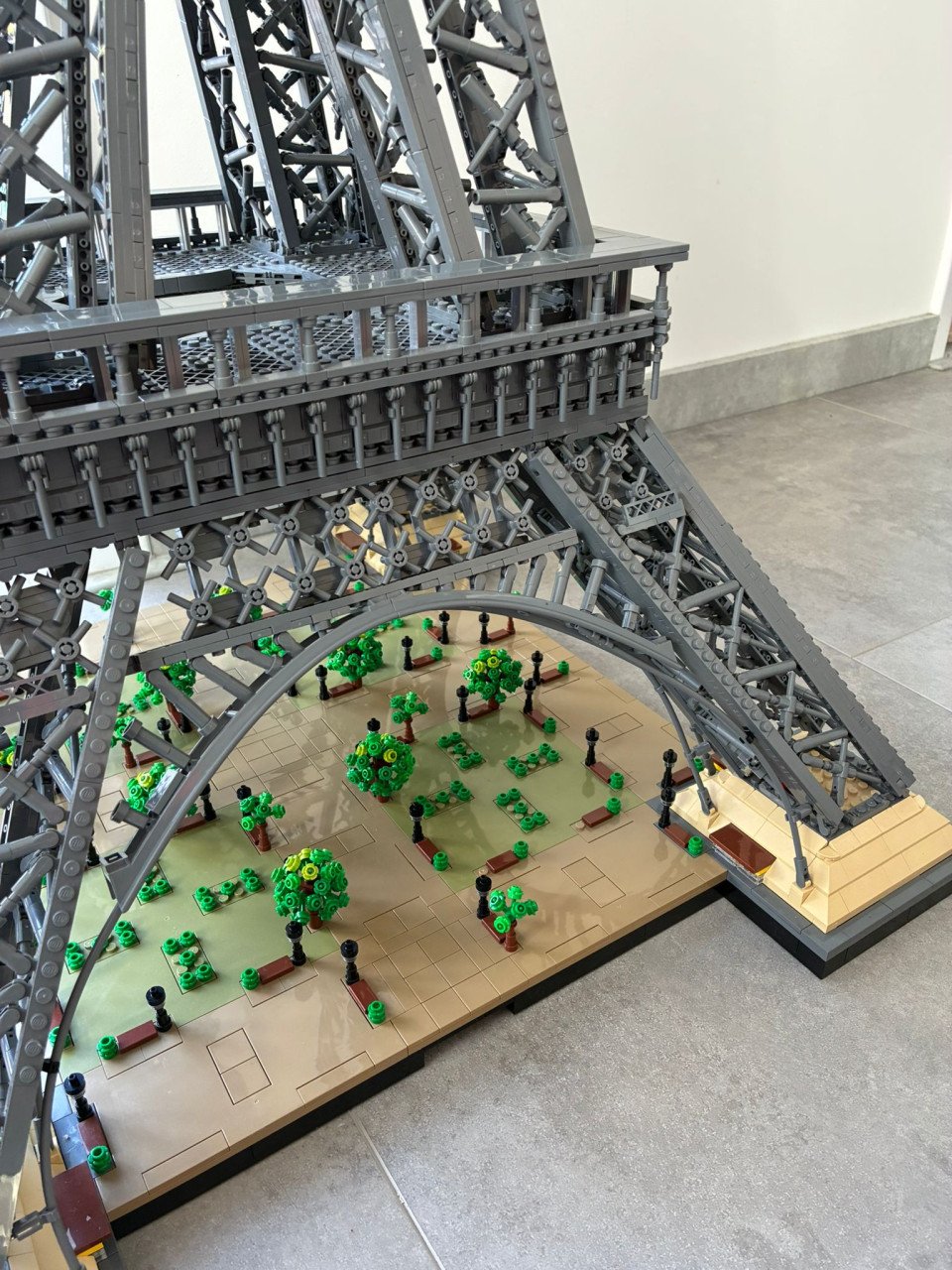 Lego Eiffeltoren 10307, 100% COMPLEET