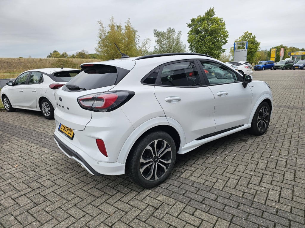 Ford Puma 1.0 ecoboost hybrid st-line x