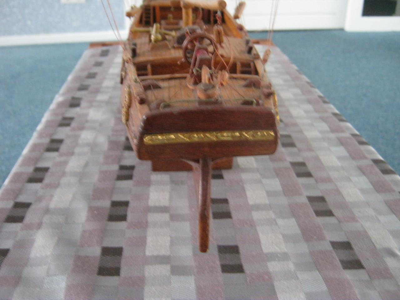 Modelscheepje SANTA CRUZ.