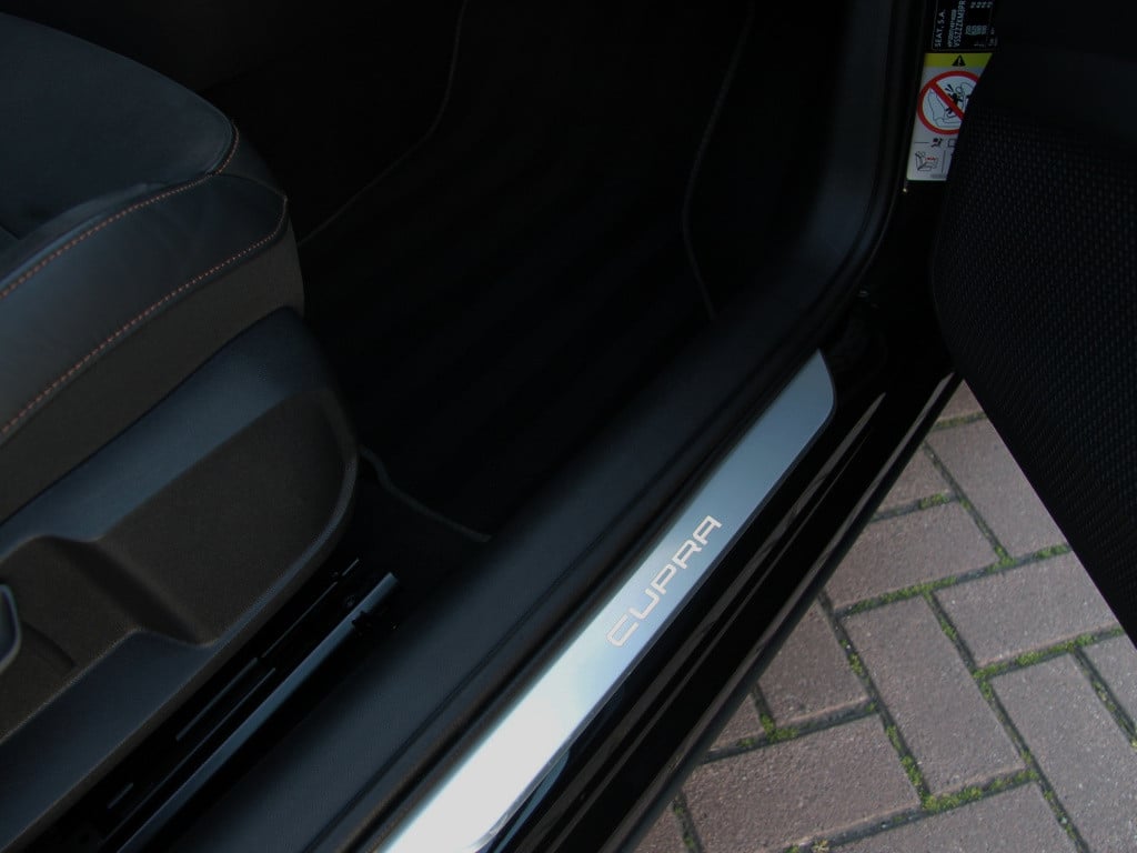 Cupra Formentor 1.4 e-hybrid vz 245pk tribe edition