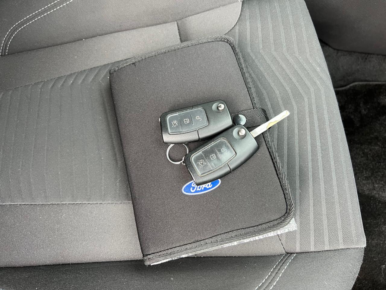 Prachtige Ford Fiesta uit 2014 met slechts 59.000 km, Automaat!!