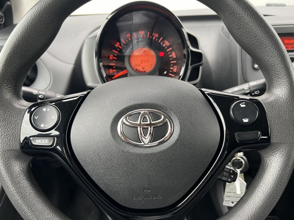 Toyota Aygo 1.0 vvt-i x-fun