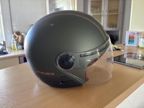 Brommer helm voor een kind 2x