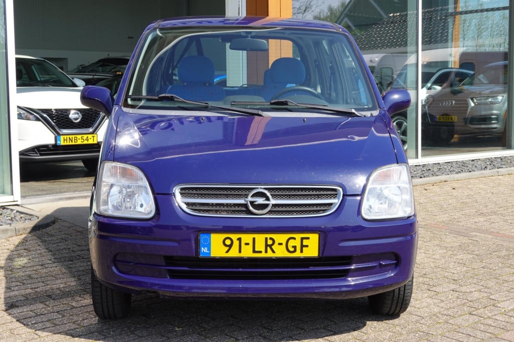 Opel Agila 1.2-16v comfort