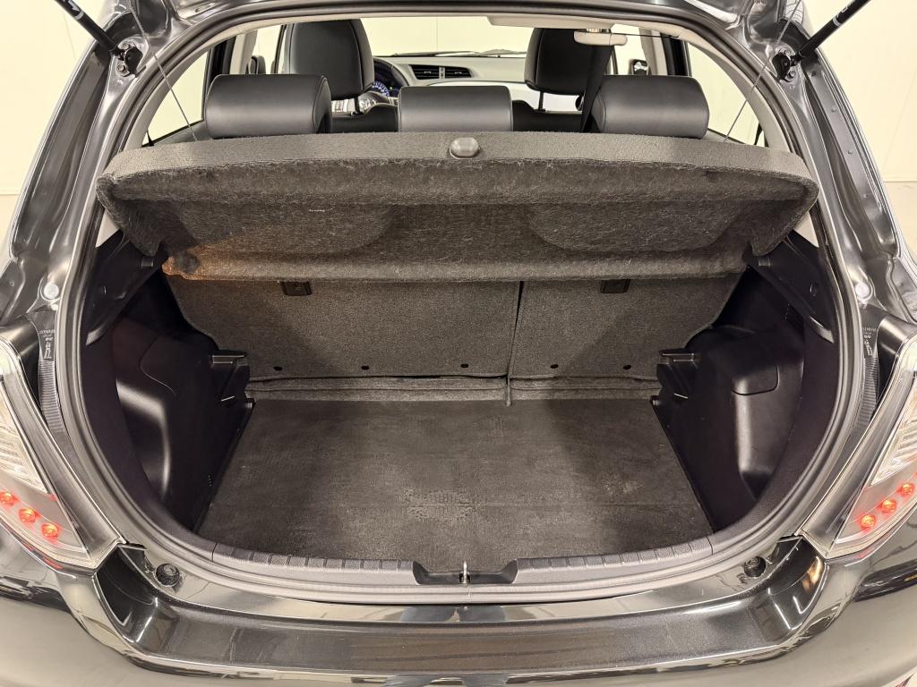 Toyota Yaris 1.5 hybrid dynamic