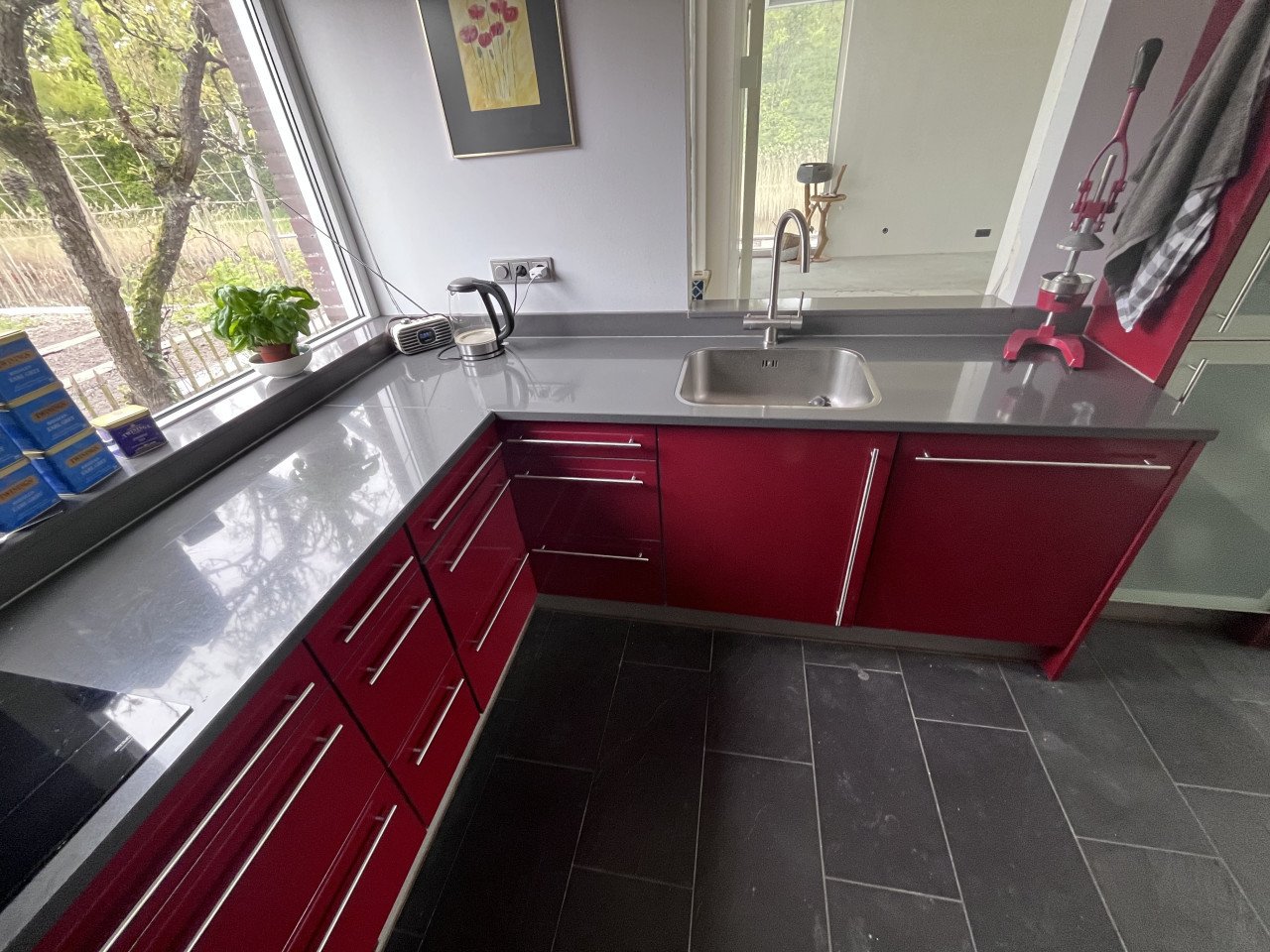 Keuken (reeds gedemonteerd en op te halen)