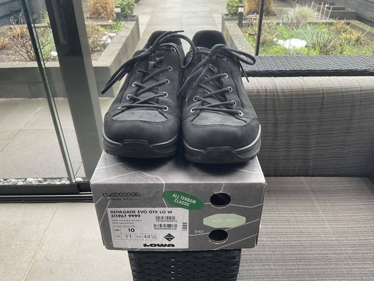 Lowa Renegade evo Gtx Lo  Wide. Maat 44.5