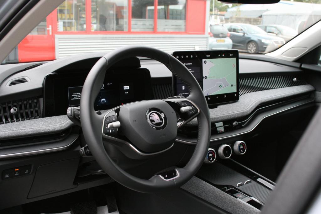 Skoda Superb combi 1.5 tsi mhev first edition