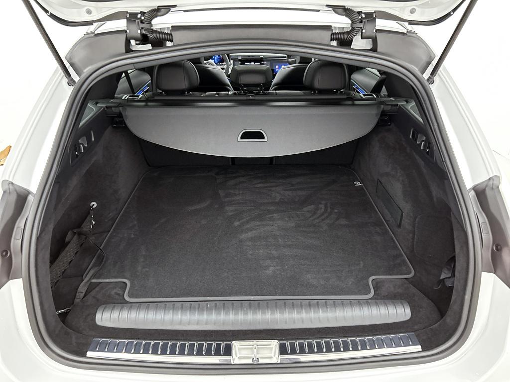 Mercedes-Benz E-Klasse estate 300 e amg plug-in hybride amg | night pakket 