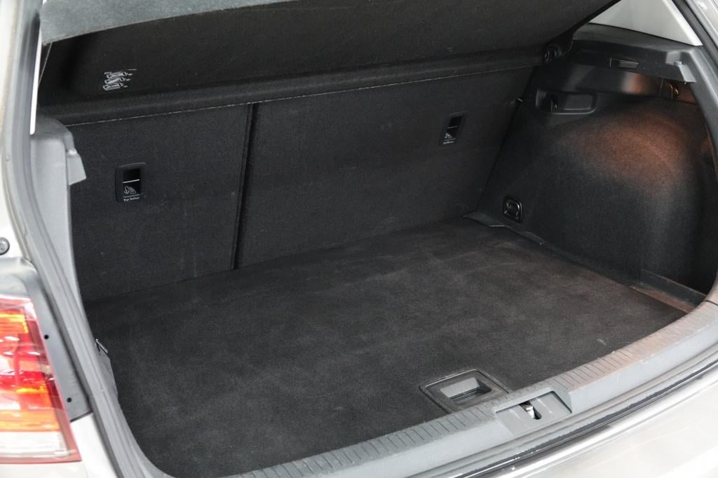 Volkswagen Golf 1.2 tsi highline | acc | pdc | stoelverw. |