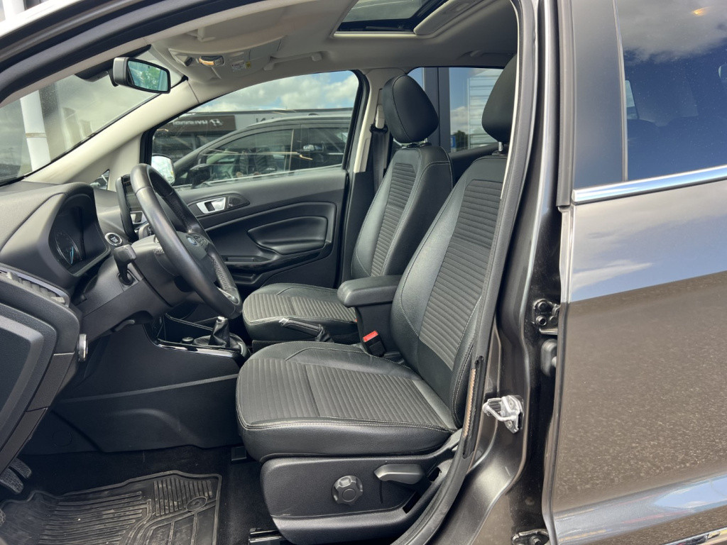 Ford Ecosport 1.0 ecoboost 125pk titanium, voorruitverwarming , stoelverwar