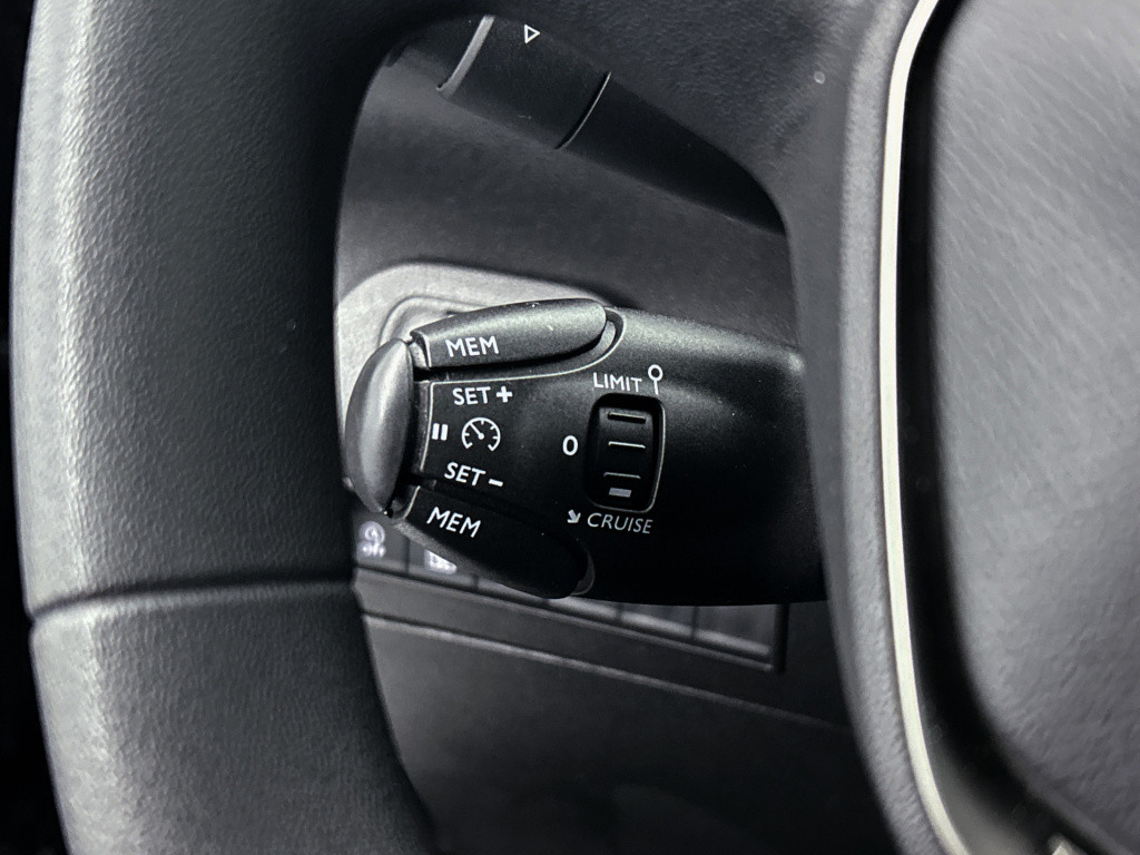 Peugeot Rifter 110 pk allure | rijklaar | panormadak | trekhaak |