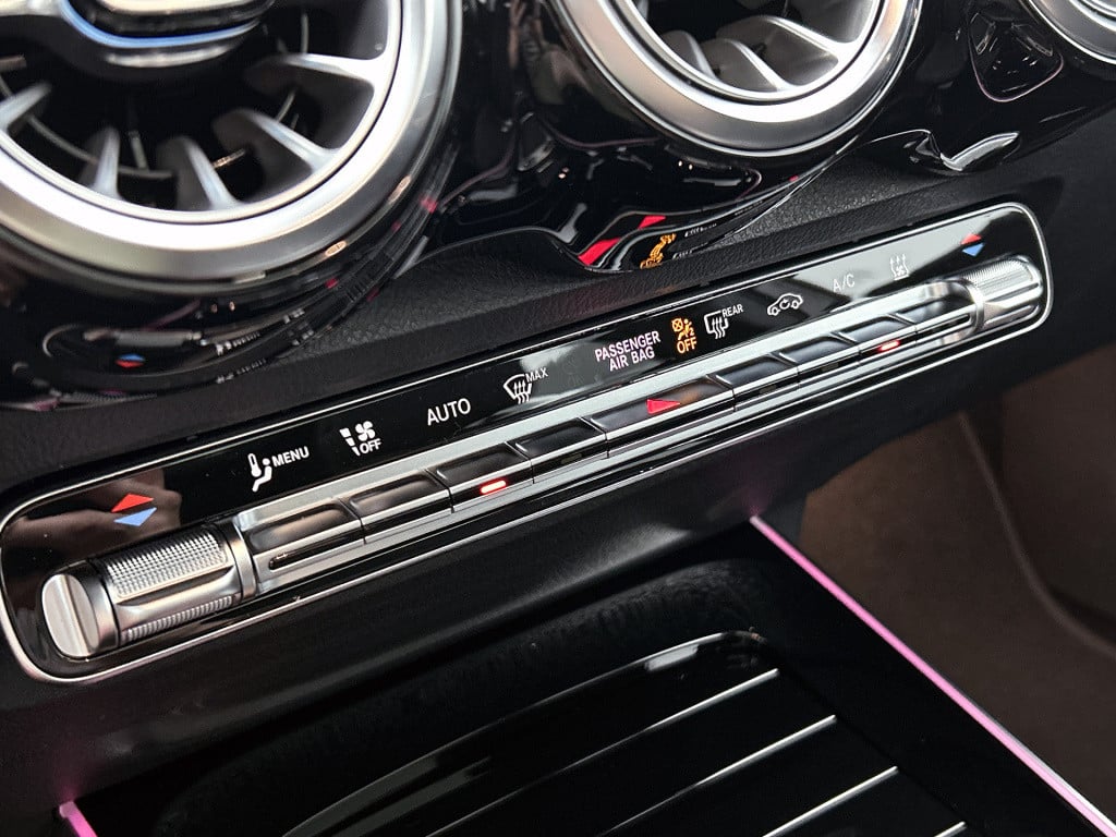 Mercedes-Benz Eqb 250+ business solution amg 71 kwh | trekhaak | premium pa