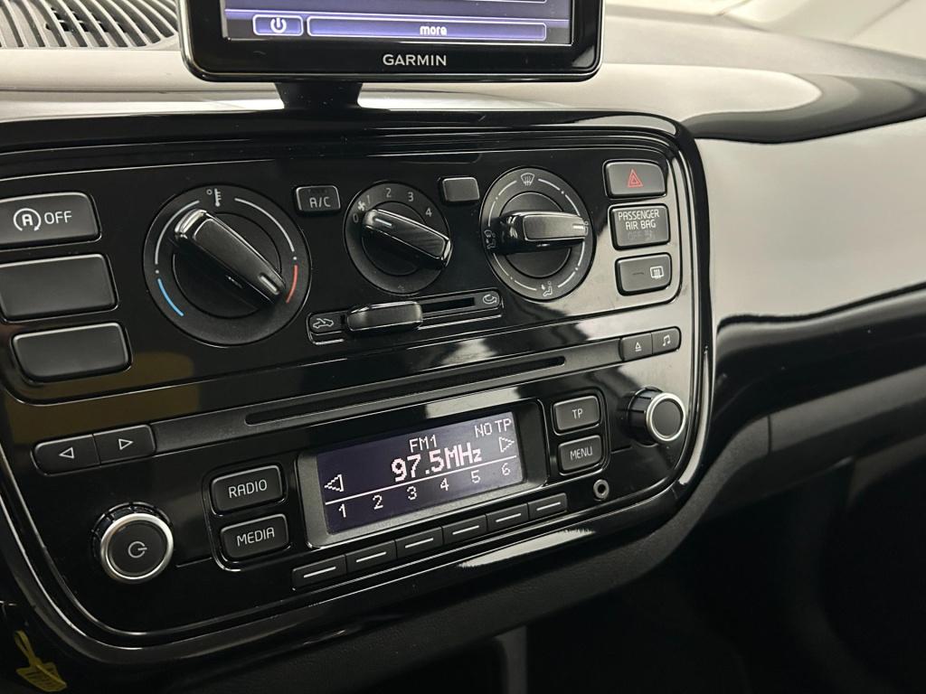 Volkswagen UP! occasion 1.0 move up! bluemotion | wit | tweedehands volkswa