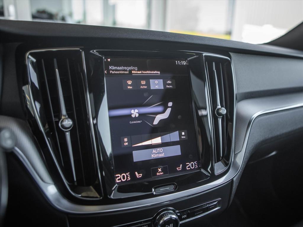 Volvo V60 t6 twin engine 340pk awd inscription automaat | panordamadak | ha