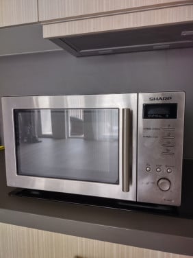 Sharp R-26 ST magnetron, RVS-look