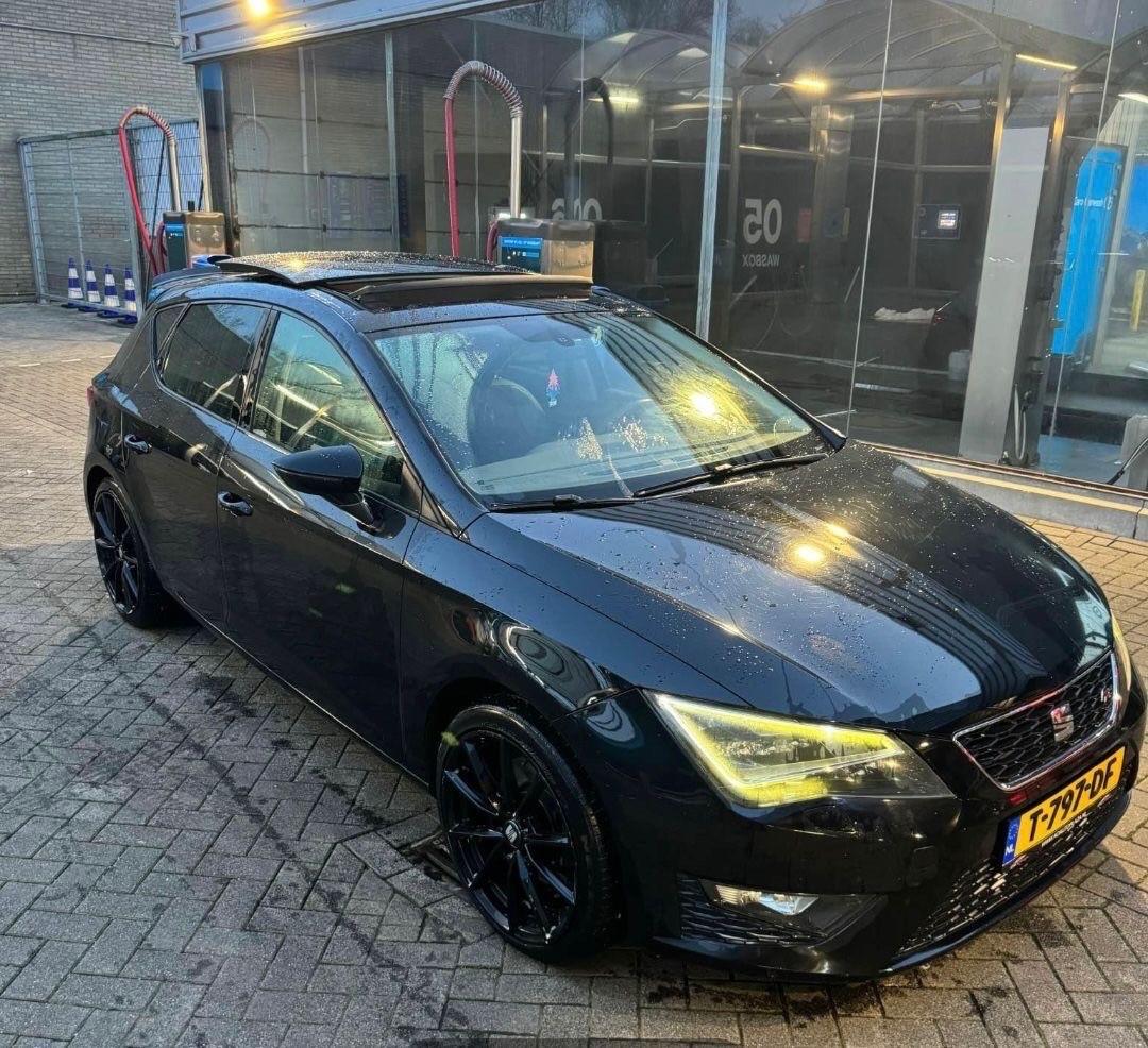 Seats Leon FR 1.8 TSI Automaat Pano dak