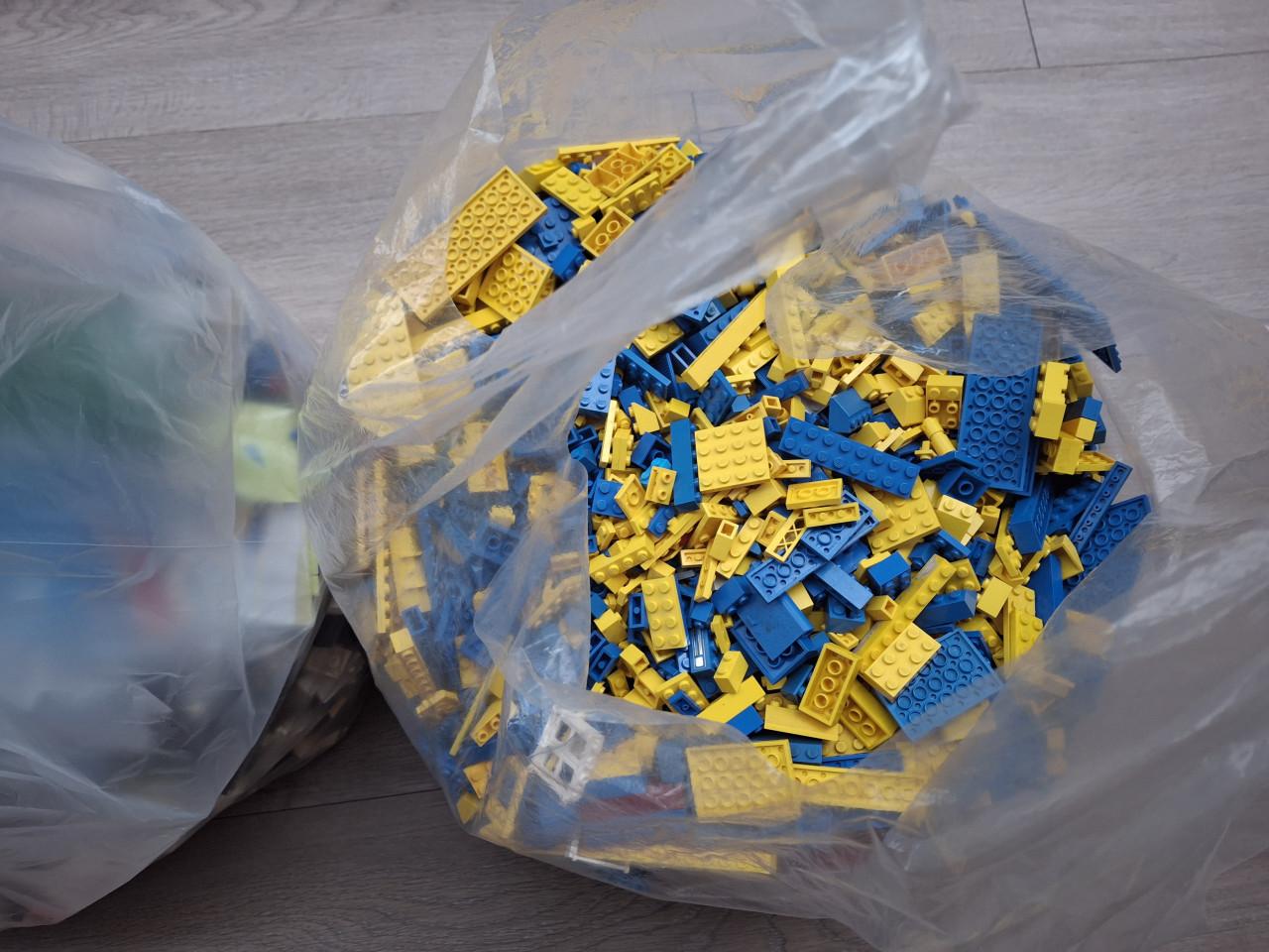 12 kilo lego