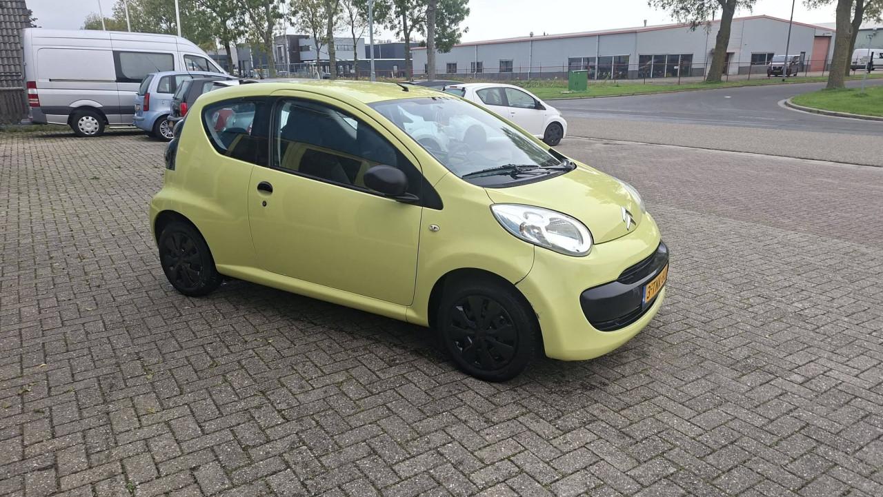 Citroen C1 1.1 12v Seduction 3drs bj:2006 apk 2027 € 1250,00
