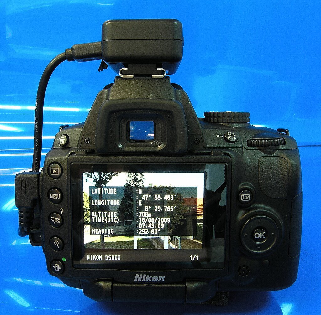 Nikon D5000