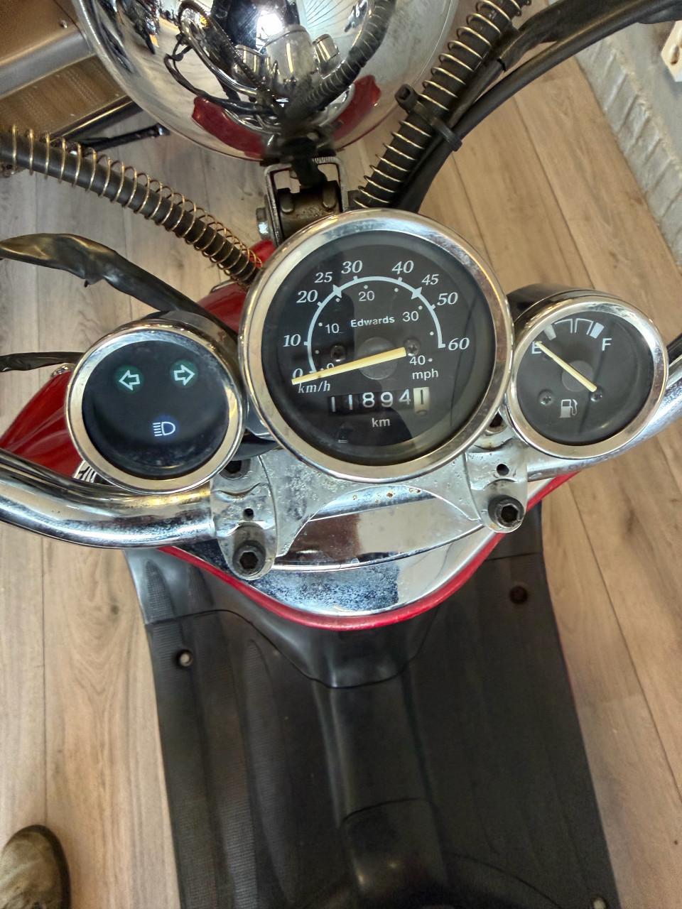 Retro scooter