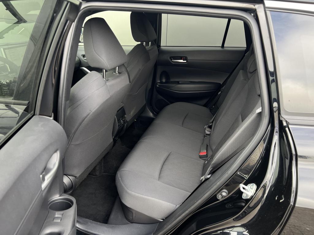 Toyota Corolla Cross hybrid 140 style